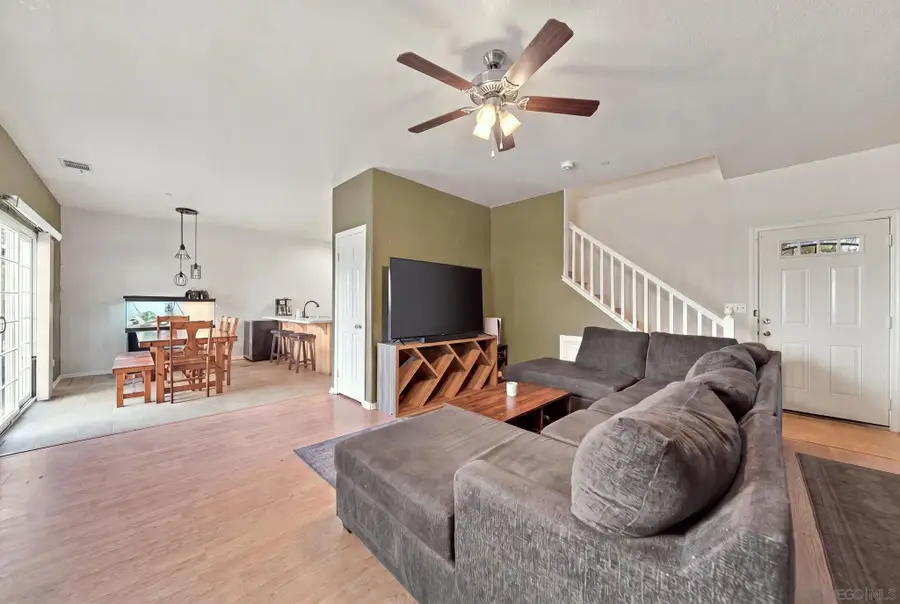 453 Calle Elegante, Vista, CA 92083 - #3