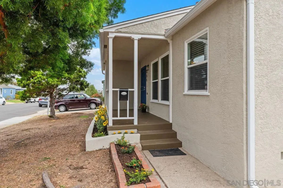 4331 Corinth St, San Diego, CA 92115 - #1