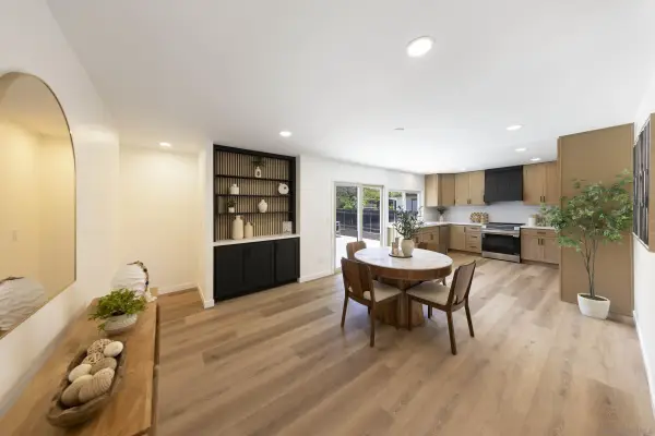7225 Laura Ct, San Diego, CA 92120