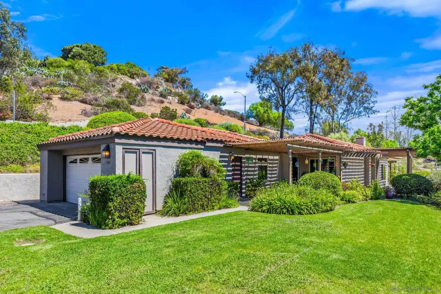 1301 Gary Lane, Escondido, CA 92026 - #3
