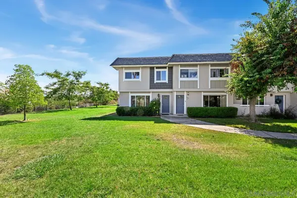 9469 Carlton Oaks Dr. #A, Santee, CA 92071