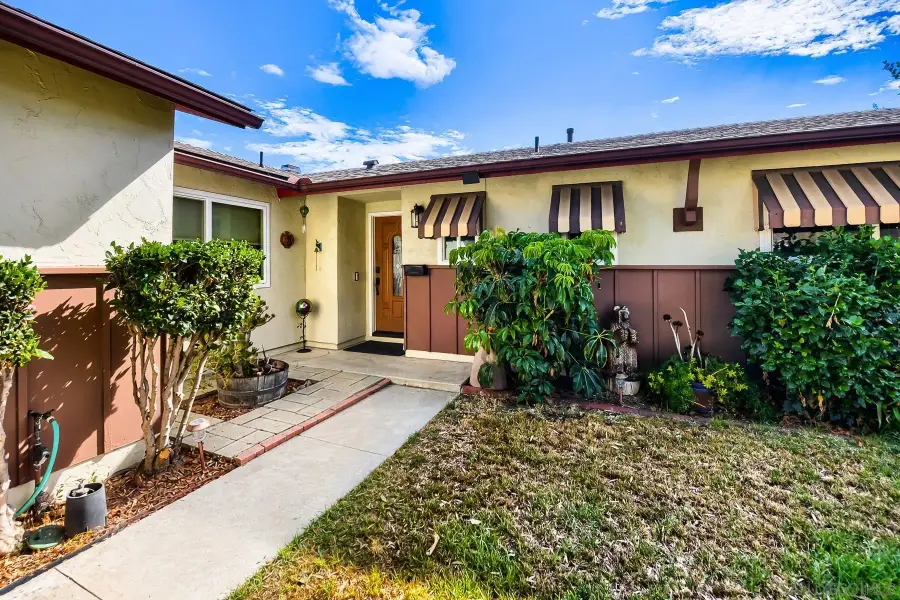 9959 Pebble Beach Dr, Santee, CA 92071 - #2