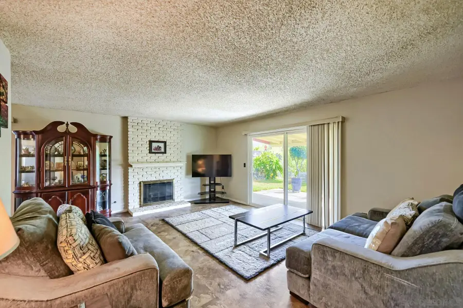 9959 Pebble Beach Dr, Santee, CA 92071 - #3