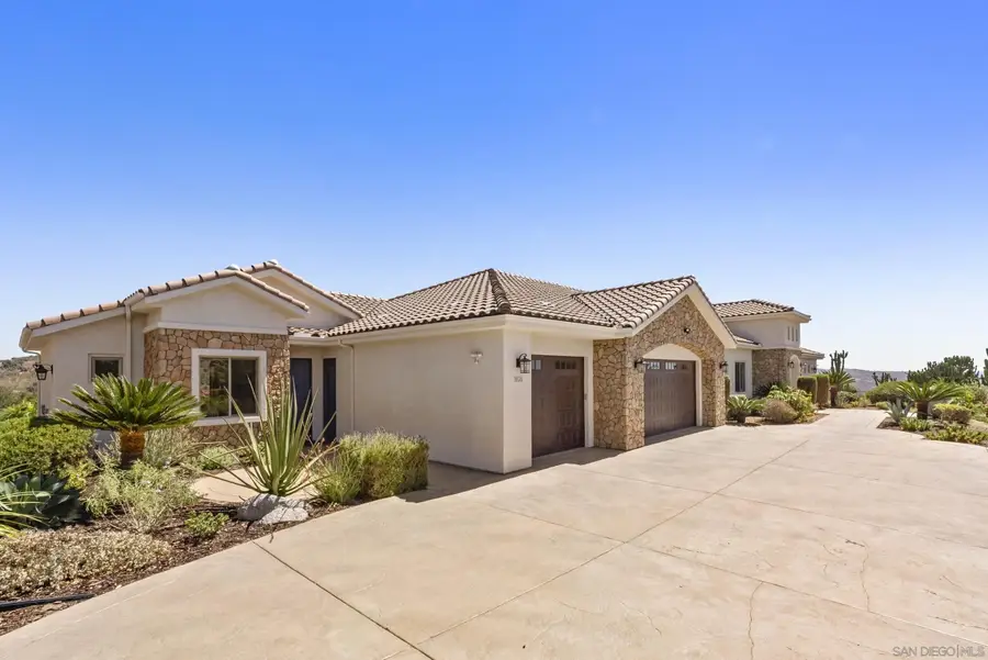 3026 Via Loma, Fallbrook, CA 92028 - #2