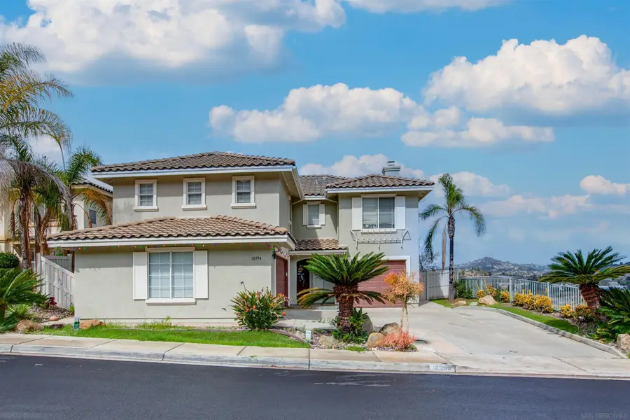 10394 Valley Waters Dr, Spring Valley, CA 91978 - #3