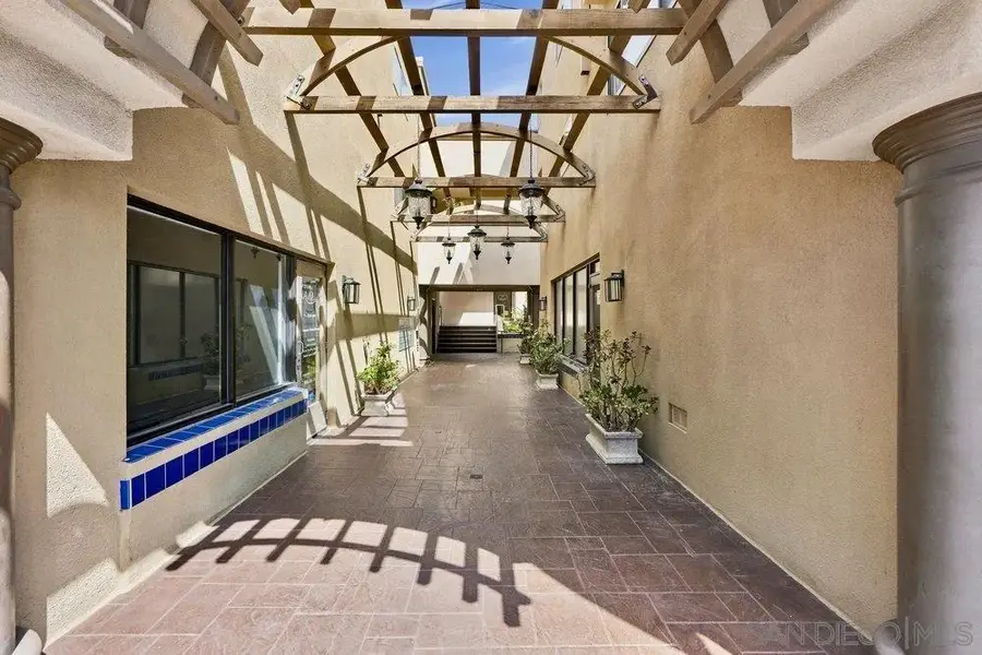 7509 Draper #210, La Jolla, CA 92037 - #2