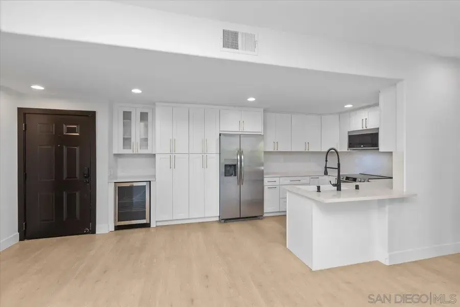 580 Camino De La Reina #227, San Diego, CA 92108 - #3