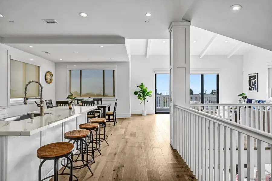 7209 Fay Ave, La Jolla, CA 92037 - #3