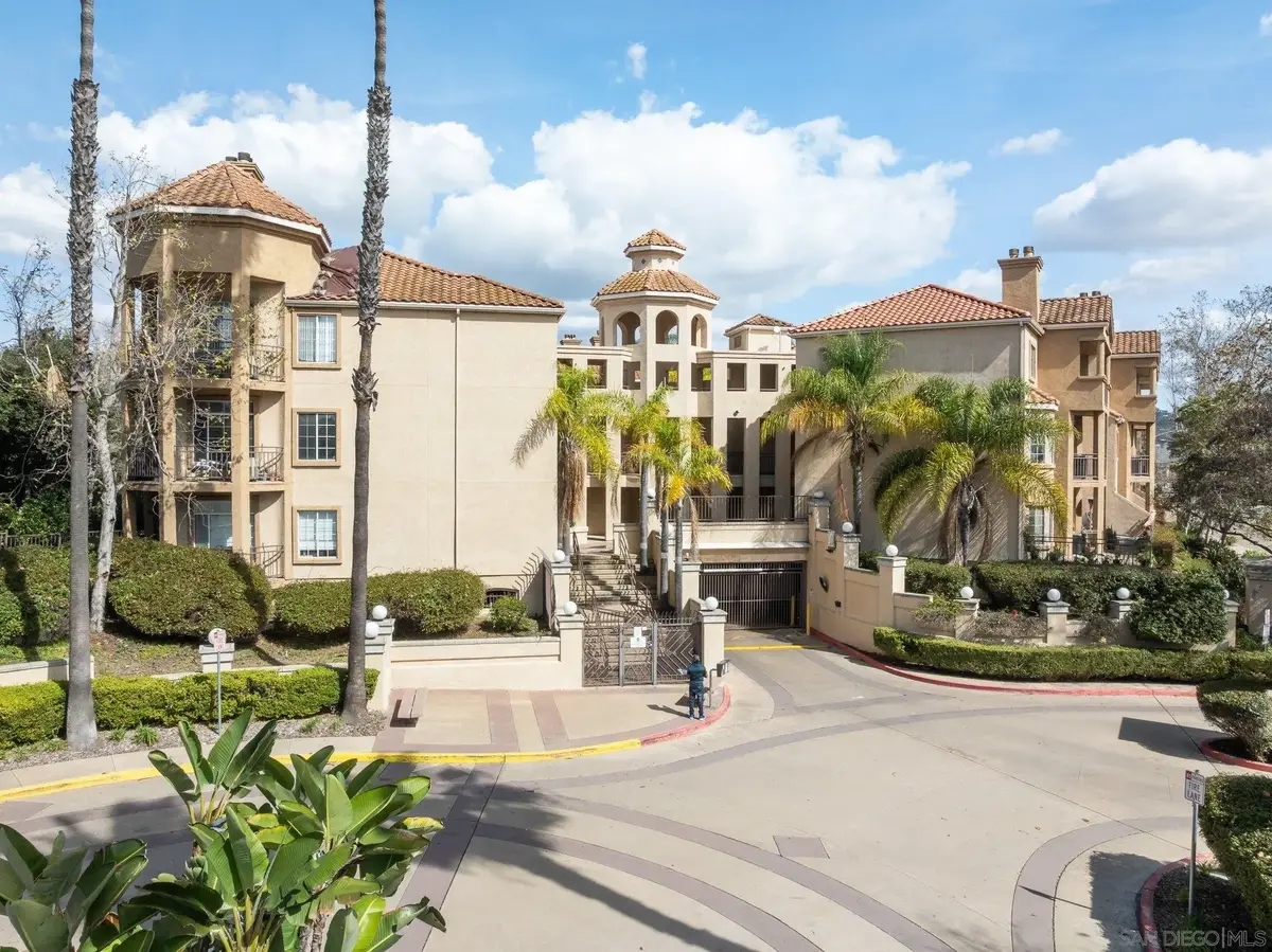 580 Camino De La Reina #321, San Diego, CA 92108 - #1