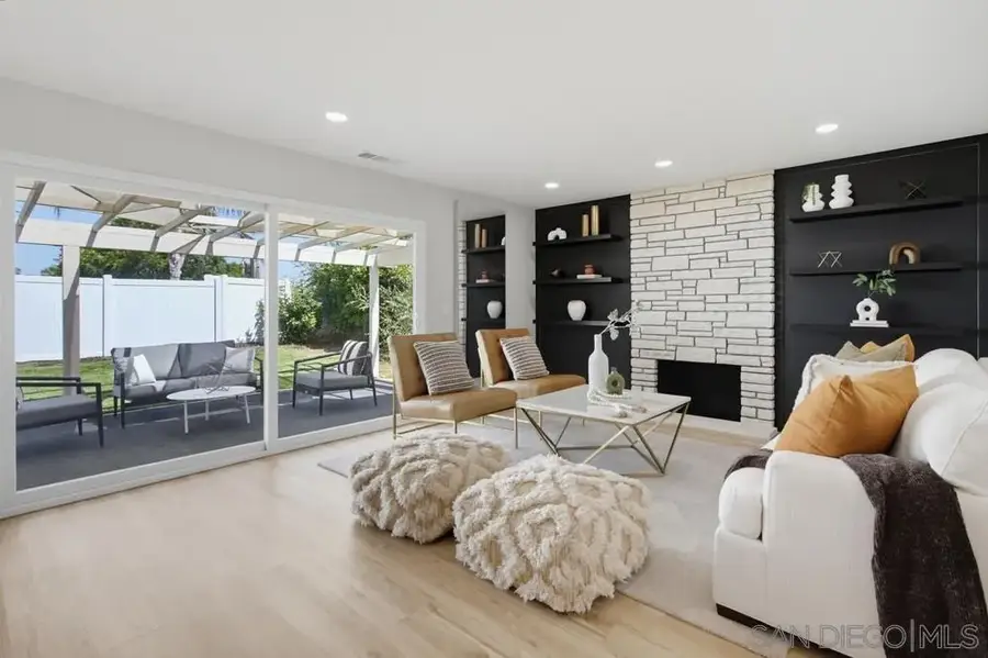 2718 Powhatan Ave., San Diego, CA 92117 - #2