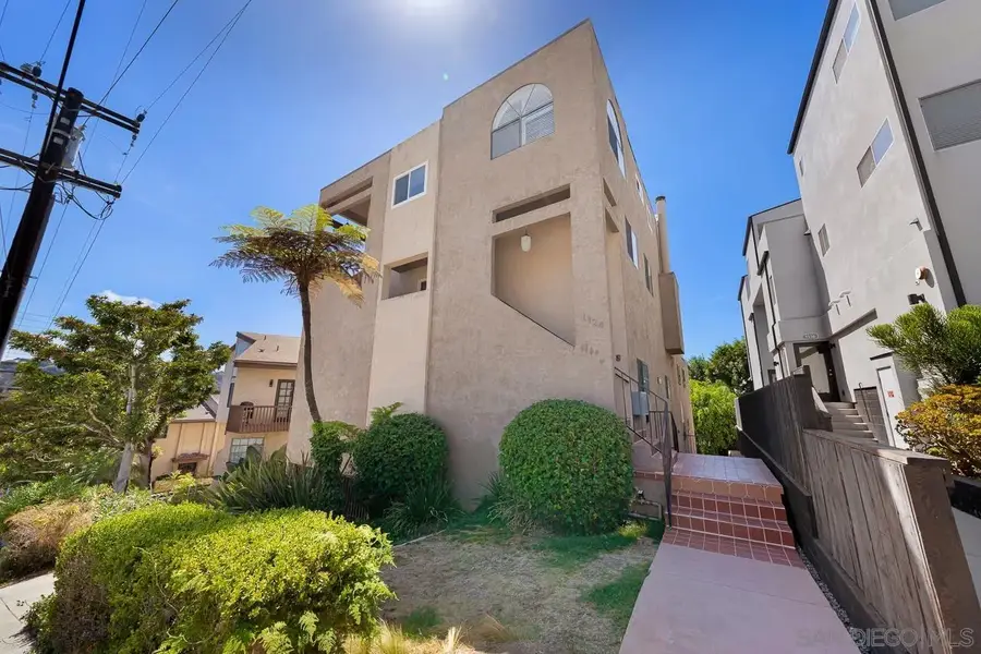 1124 Fresno Street #2, San Diego, CA 92110 - #2