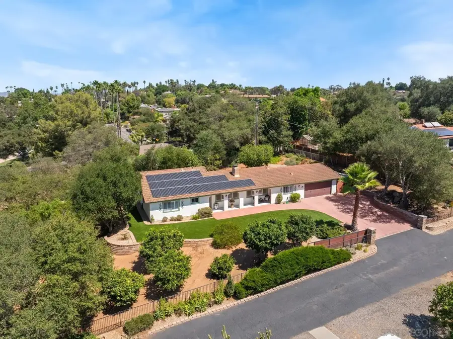 2826 Calle De Malibu, Escondido, CA 92029 - #2