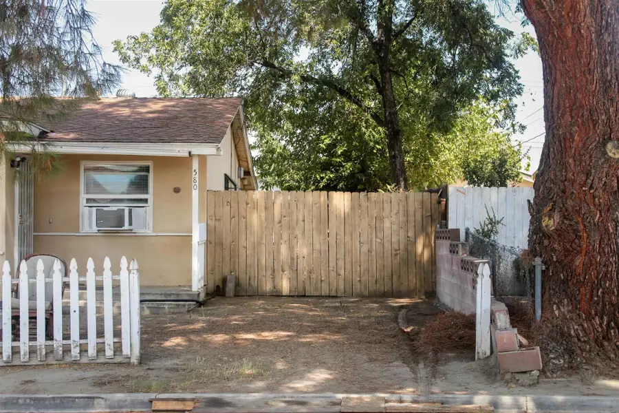 580 Kit, Hemet, CA 92543 - #3