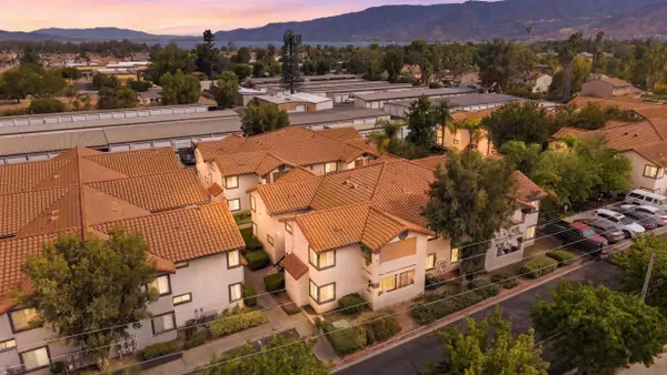 16377 Lakeshore Dr. #2F, Lake Elsinore, CA 92530