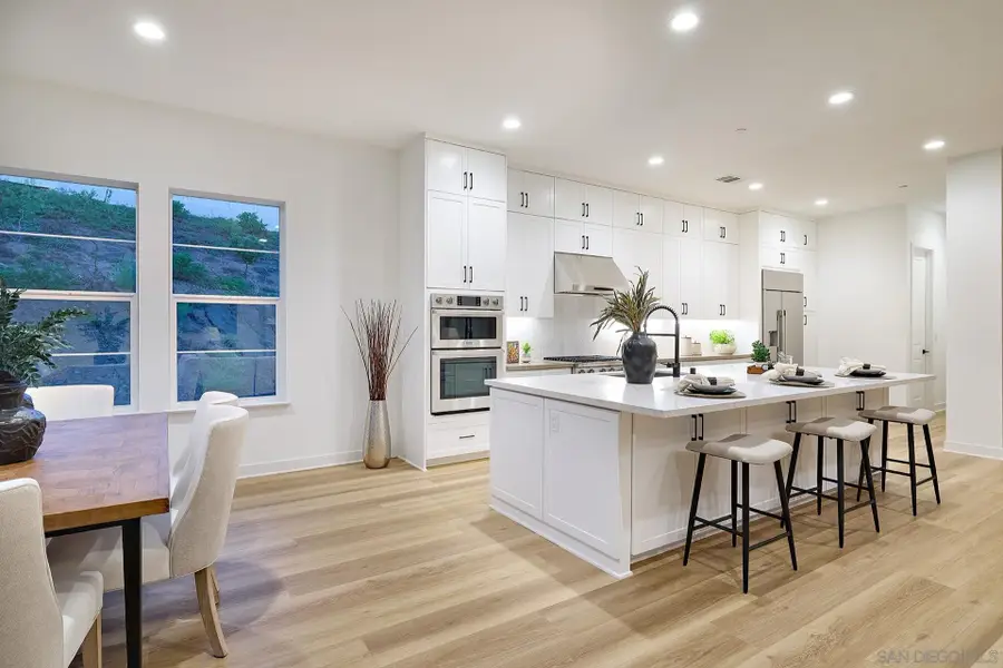 1748 Ishihara Rd, Vista, CA 92084 - #3