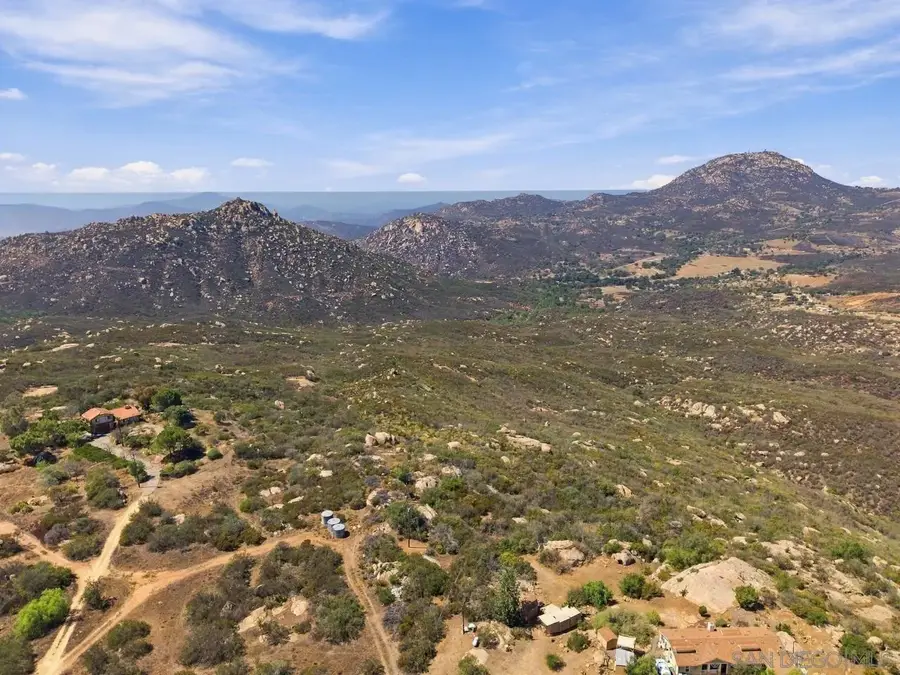 2096 Via Laura #18, Jamul, CA 91935 - #2