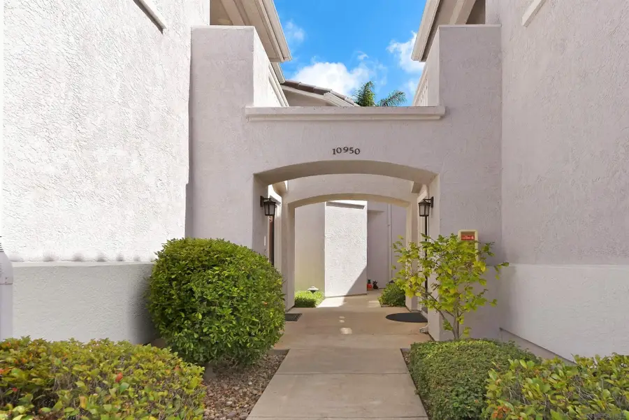 10950 Ivy Hill Dr #4, San Diego, CA 92131 - #2