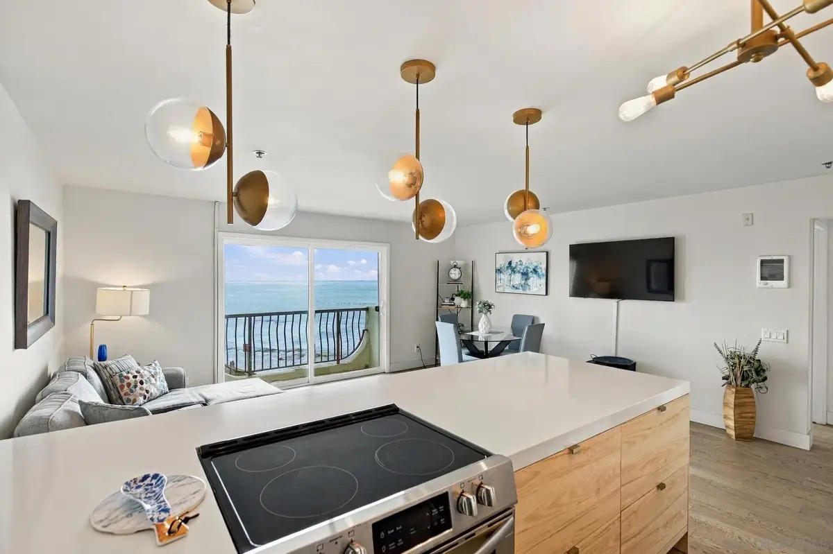 4878 Pescadero #202, San Diego, CA 92107 - #1