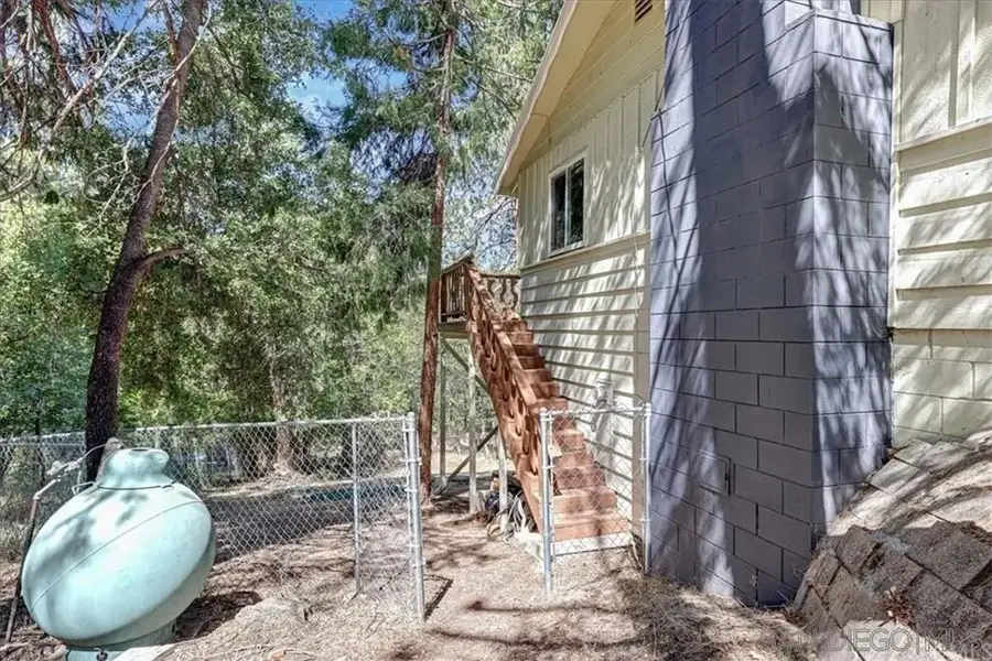 26127 Saunders Meadow Road, Idyllwild, CA 92549 - #2
