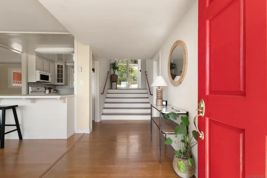 5421 Linda Rosa, La Jolla, CA 92037 - #2