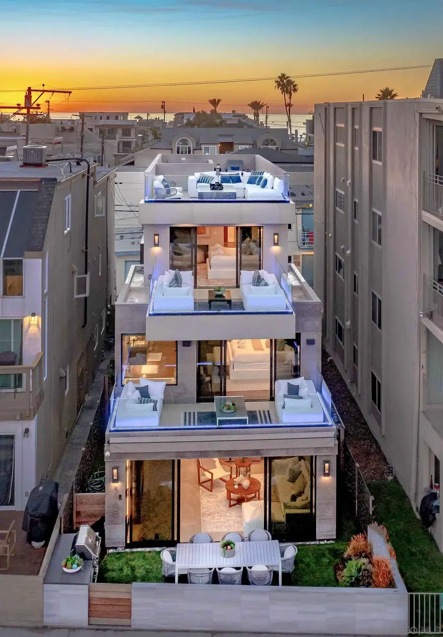 3688 Bayside Walk, San Diego, CA 92109 - #2