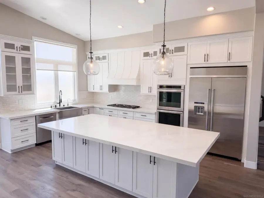 1596 Aldorado, Vista, CA 92084 - #2