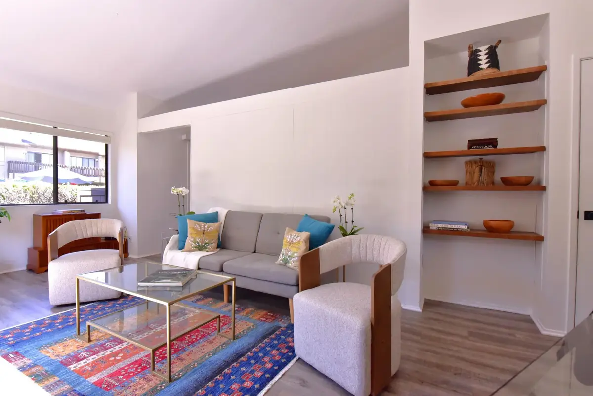 8356 Via Sonoma #D, La Jolla, CA 92037 - #1