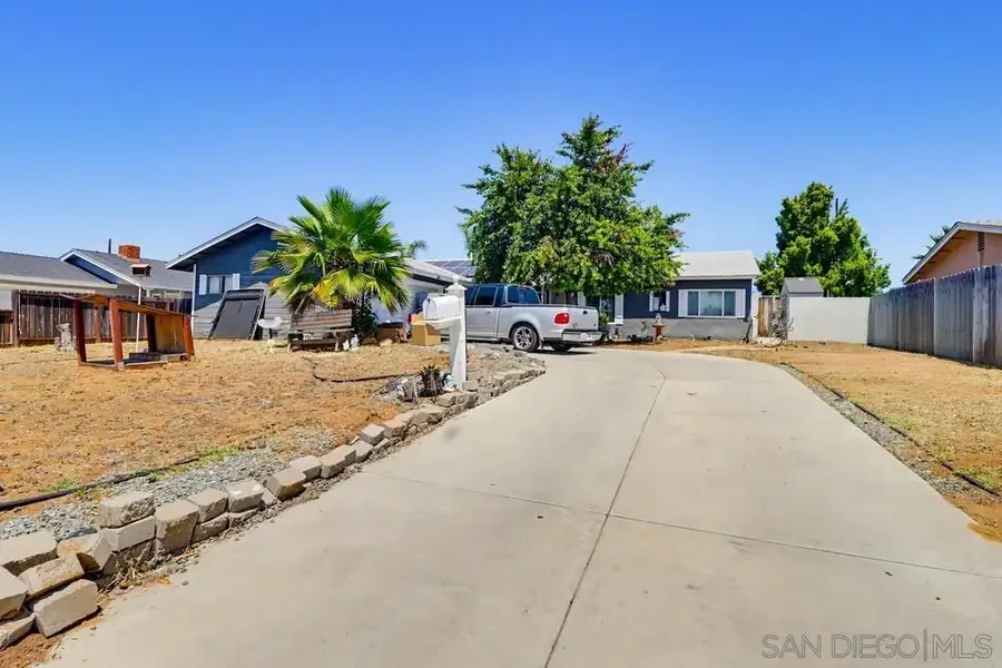 121 S Stephanie Lane, El Cajon, CA 92019 - #2