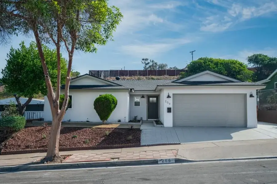 209 Meadowbrook Dr, San Diego, CA 92114 - #3