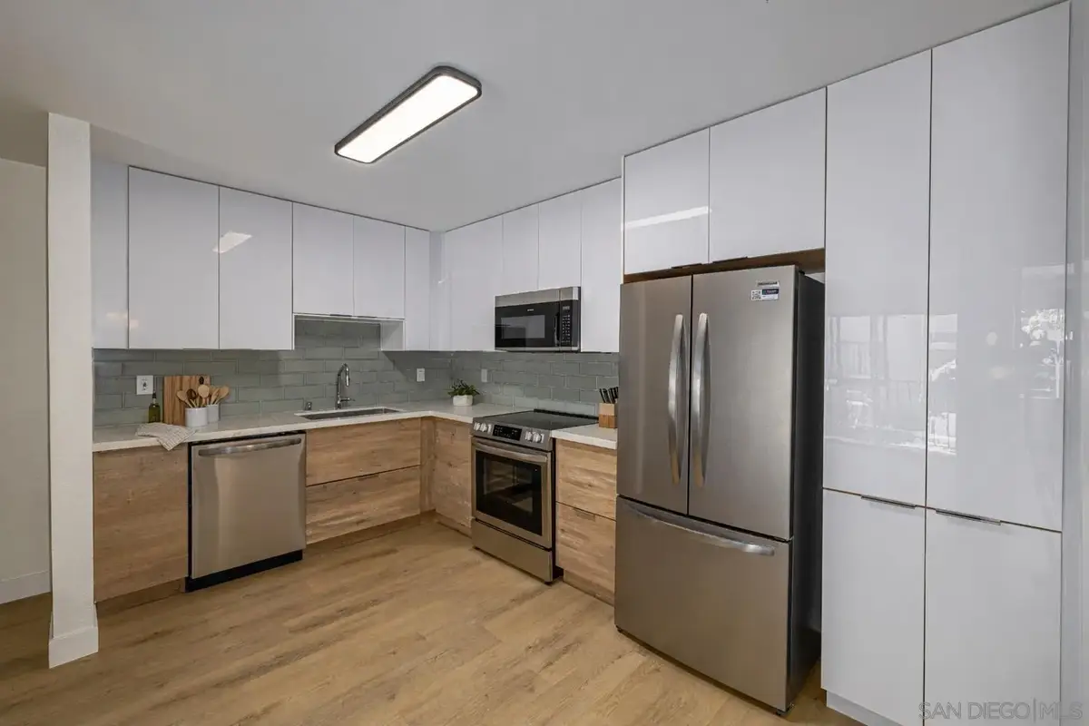 3020 Cowley Way #204, San Diego, CA 92117 - #1