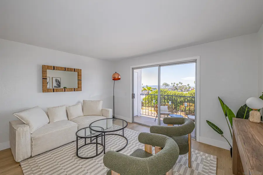 3020 Cowley Way #207, San Diego, CA 92117 - #2