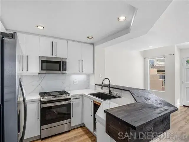12630 Carmel Country Rd #112, San Diego, CA 92130 - #2