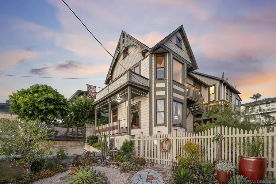 2163 Brant St, San Diego, CA 92101 - #2