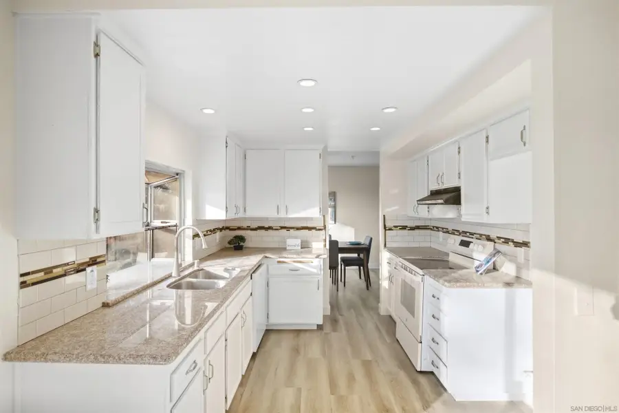 864 Angelus, San Diego, CA 92114 - #3