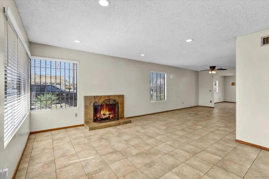 192 Latimer, San Diego, CA 92114 - #3