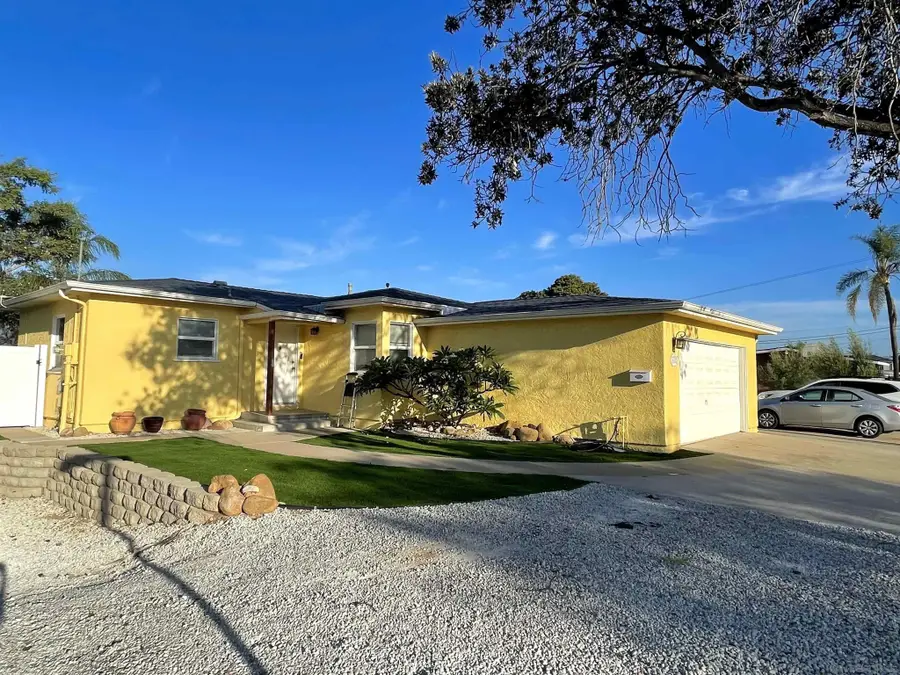 6802 Clara Lee Avenue, San Diego, CA 92120 - #2
