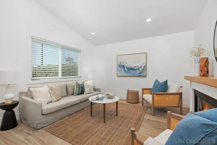 754 Snapdragon St, Encinitas, CA 92024 - #3
