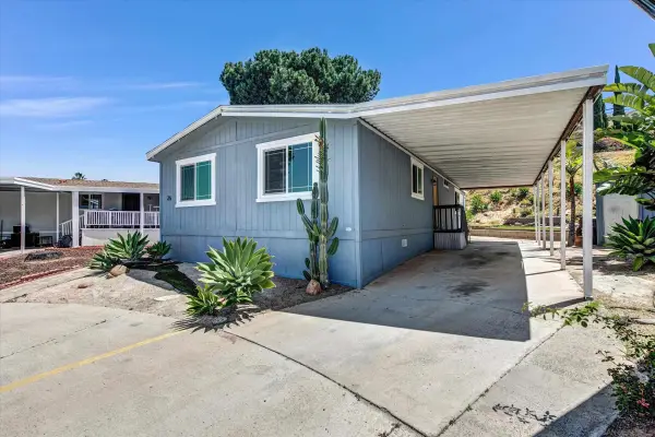12690 Jackson Hill Dr #25, El Cajon, CA 92021