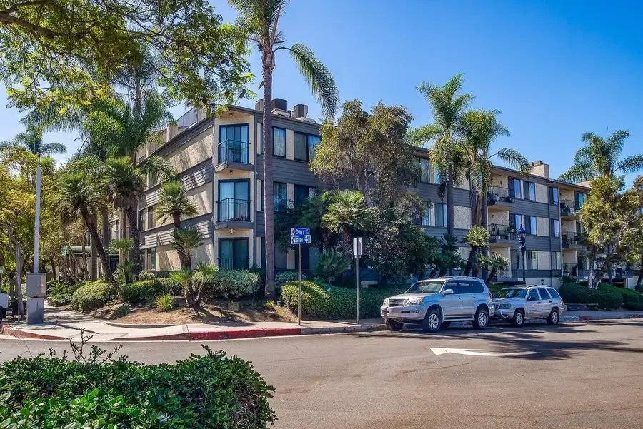 1650 8th Ave #302, San Diego, CA 92101 - #2