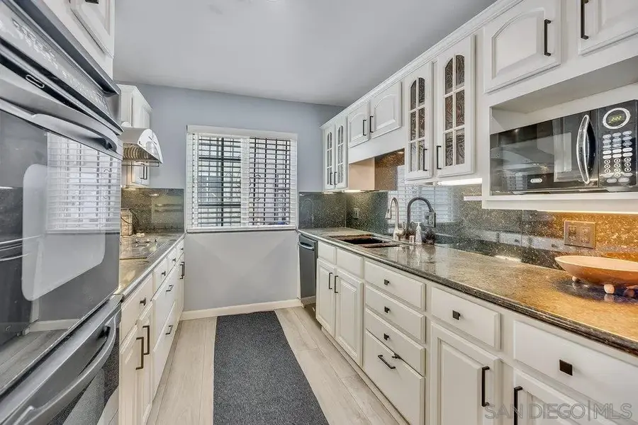 711 Island Ct #B, San Diego, CA 92109 - #3