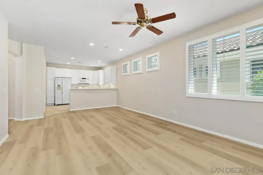 977 Blackhawk Dr, Beaumont, CA 92223 - #2