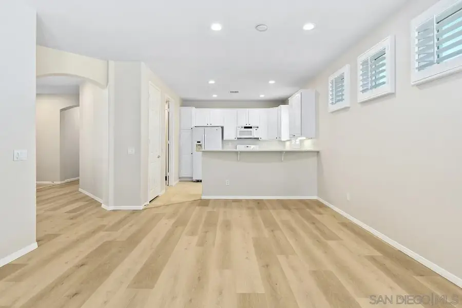 977 Blackhawk Dr, Beaumont, CA 92223 - #3