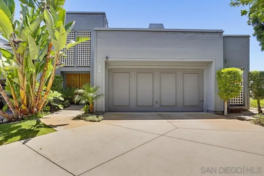 803 Spindrift Dr., Del Mar, CA 92014 - #2