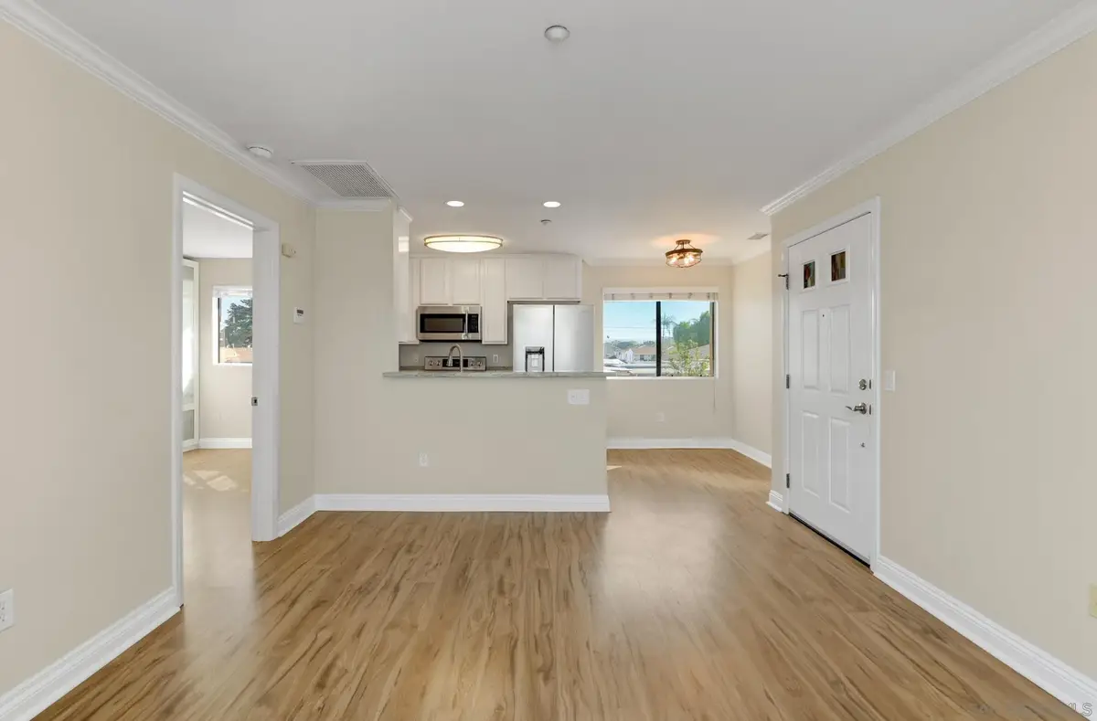201 Twin Oaks Ave #5, Chula Vista, CA 91910 - #1