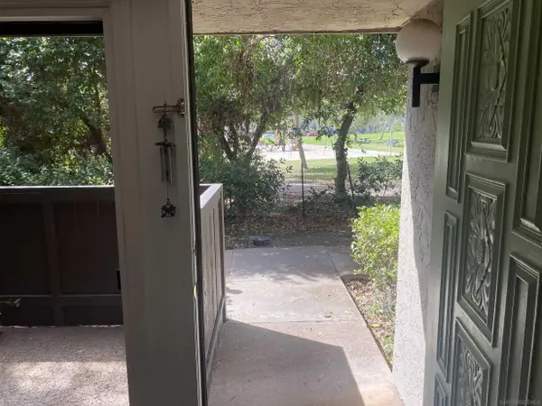 8348 Via Sonoma #E, La Jolla, CA 92037