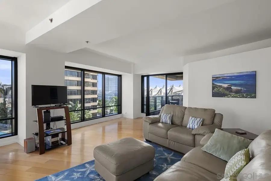 100 Harbor Drive #906, San Diego, CA 92101 - #3