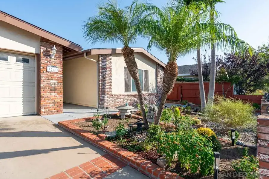 4241 Mount Hukee Avenue, San Diego, CA 92117 - #3