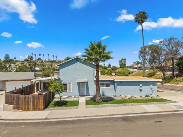 2787 Thunder Dr, Oceanside, CA 92056