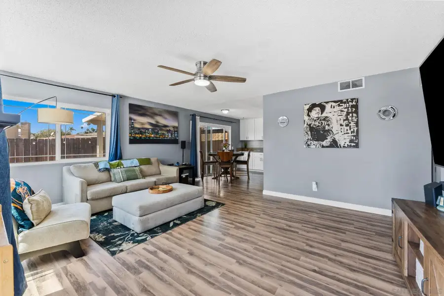 2787 Thunder Dr, Oceanside, CA 92056 - #3