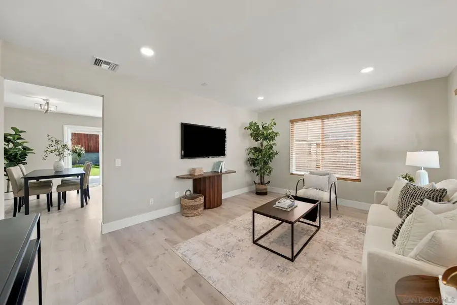 10971 Martinique Way, San Diego, CA 92126 - #3